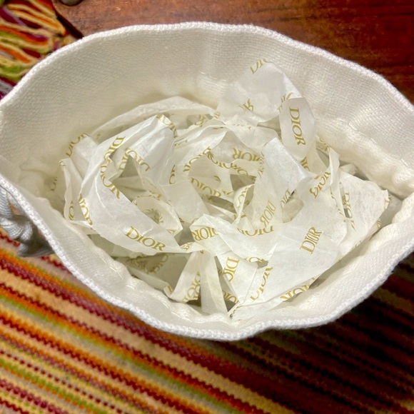 DIOR Lipstick Samples and Beauty Pouch - Picture 5 of 6